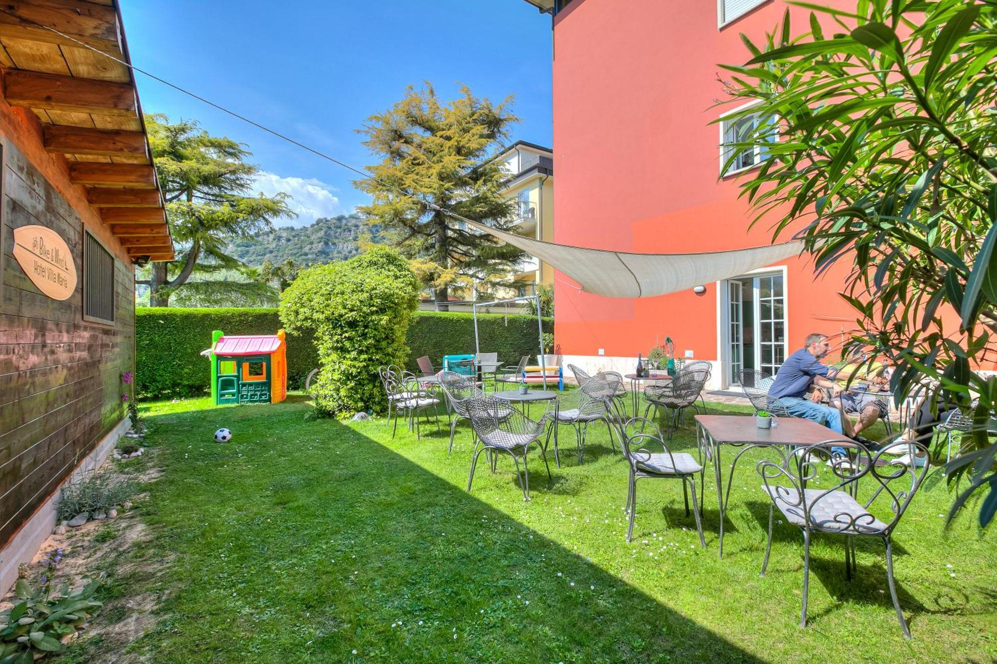 Bike Hotel Villa Maria Torbole Sul Garda Esterno foto